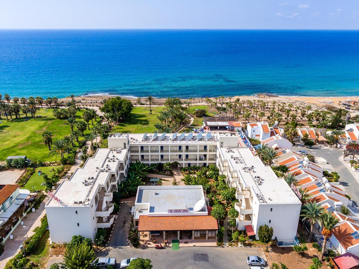 Helios Bay Hotel And Suites Paphos Bagian luar foto